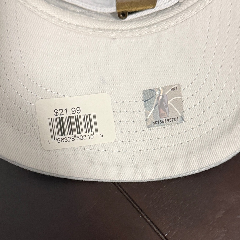 White Celtics Baseball Cap - Picture 3 of 4